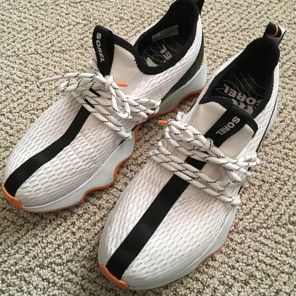 Nearly New Sorel Kinetic Impact II Lace Sneaker - Women's 8.5 - Picture 5 of 12